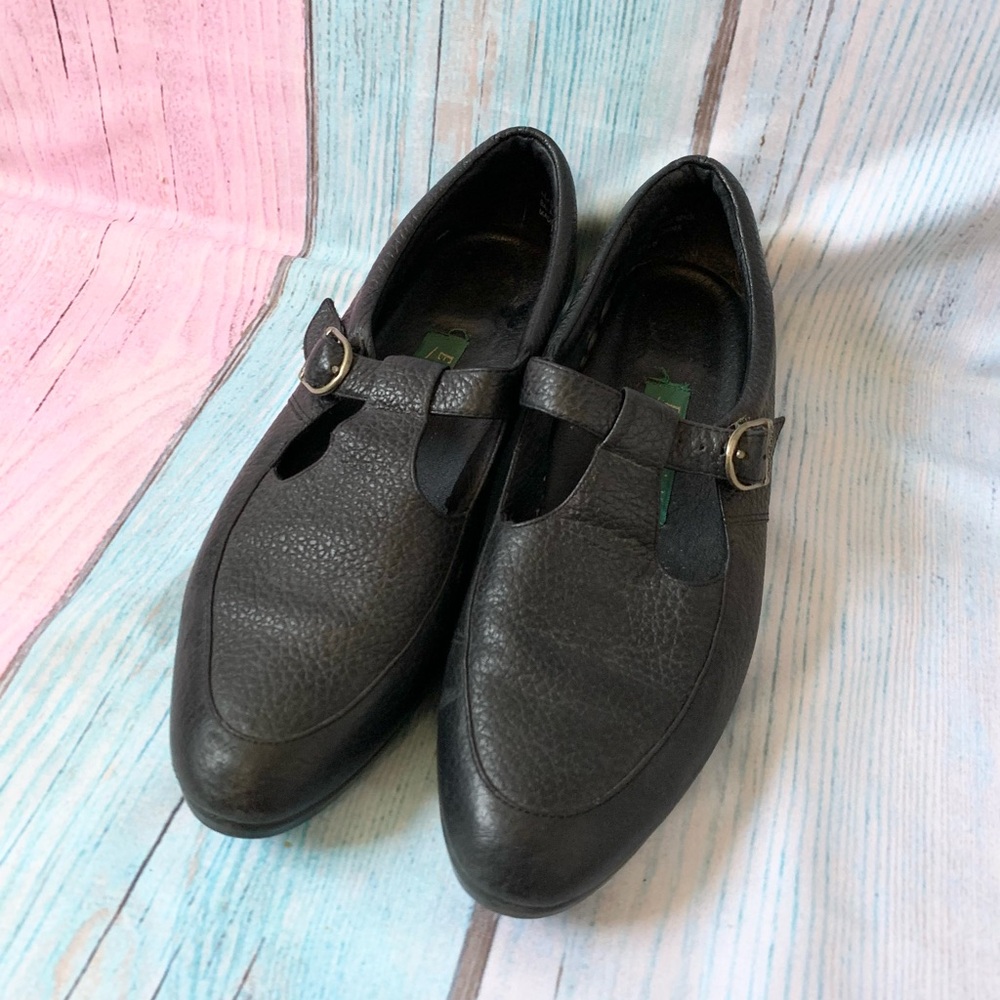 Black easy spirit low heel Mary Janes